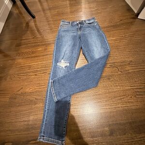 Judy Blue Light Blue Distressed Skinny Jeans